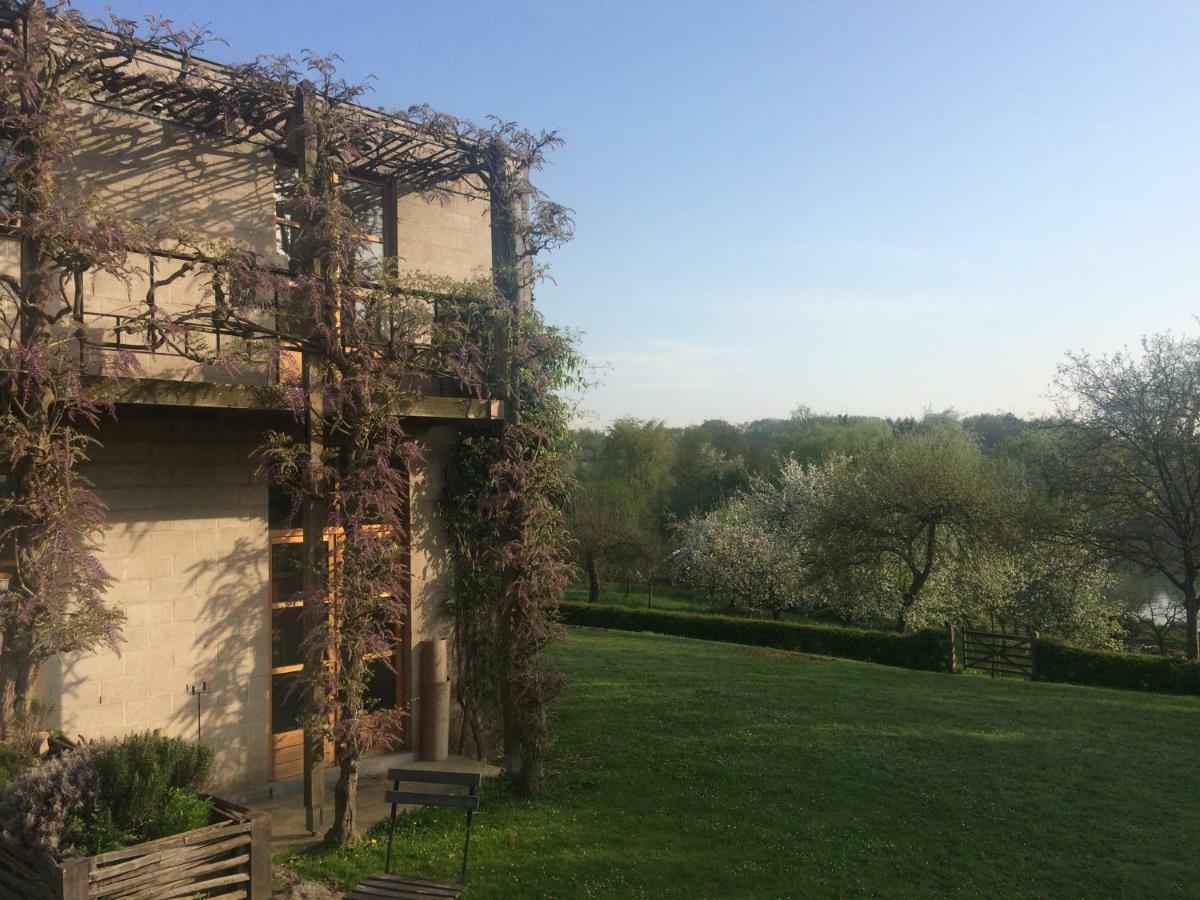 Bed and Breakfast Le Jardin Des Sources La Hulpe Exterior foto